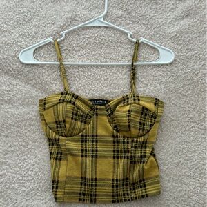 very sophisticated top, never worn